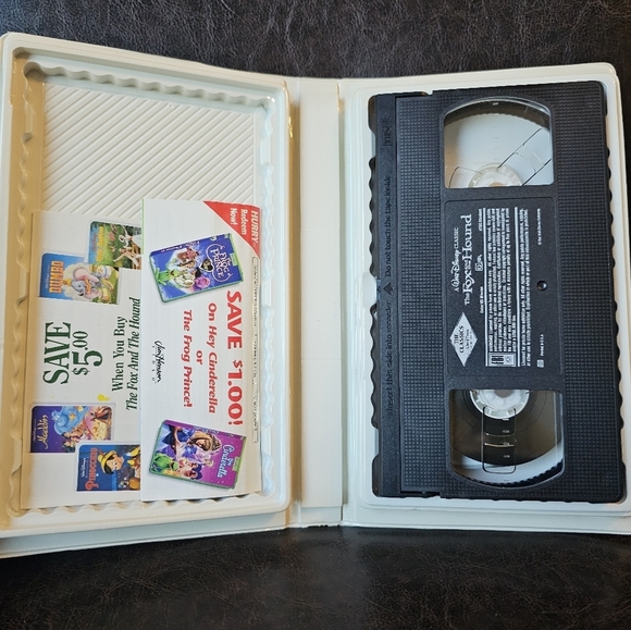 Disney The Fox and the Hound VHS 1994 Black Diamond The Classics - Picture 4 of 9